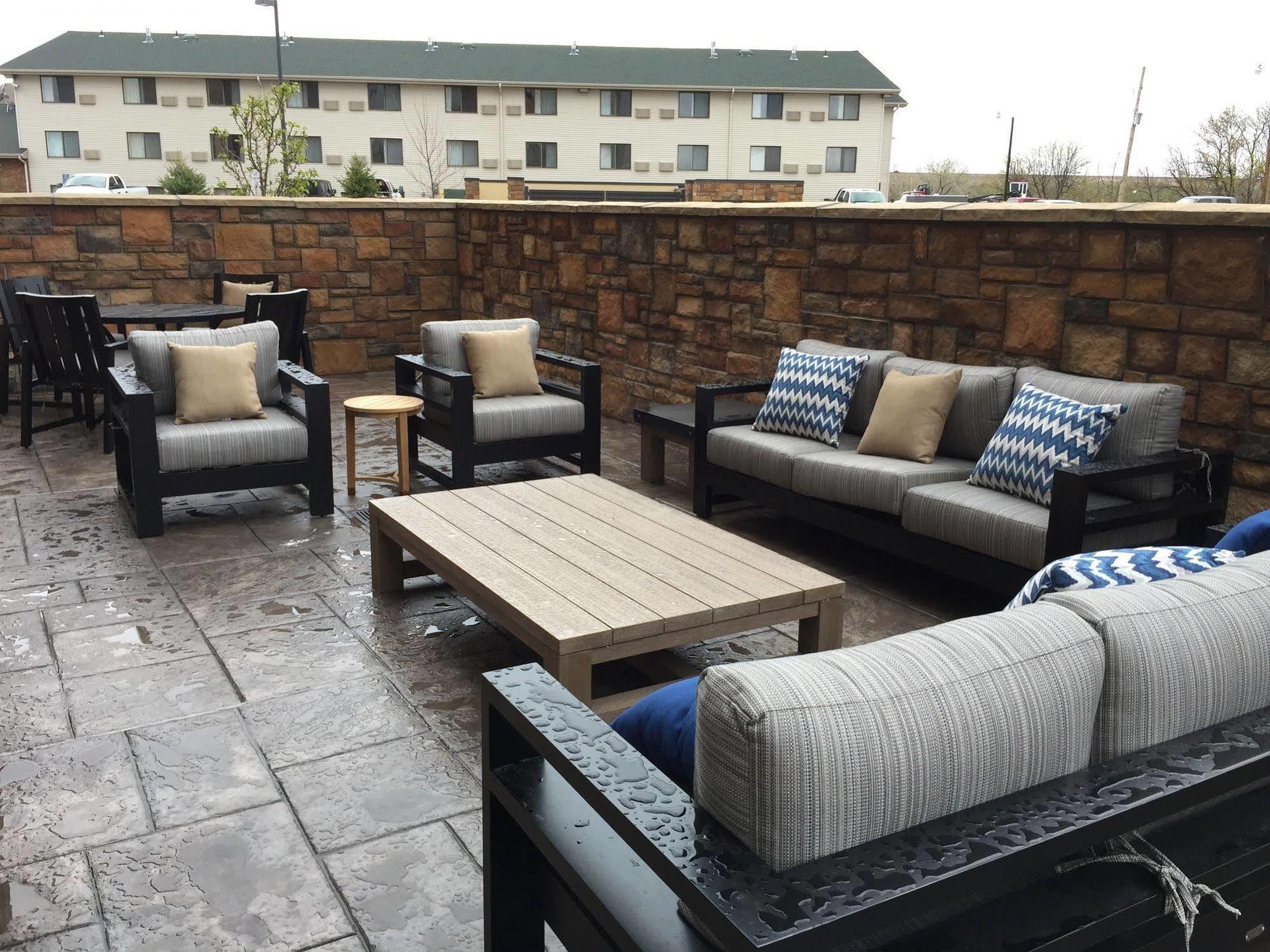 Fairfield Inn & Suites By Marriott Cheyenne Southwest/Downtown Area Exterior photo